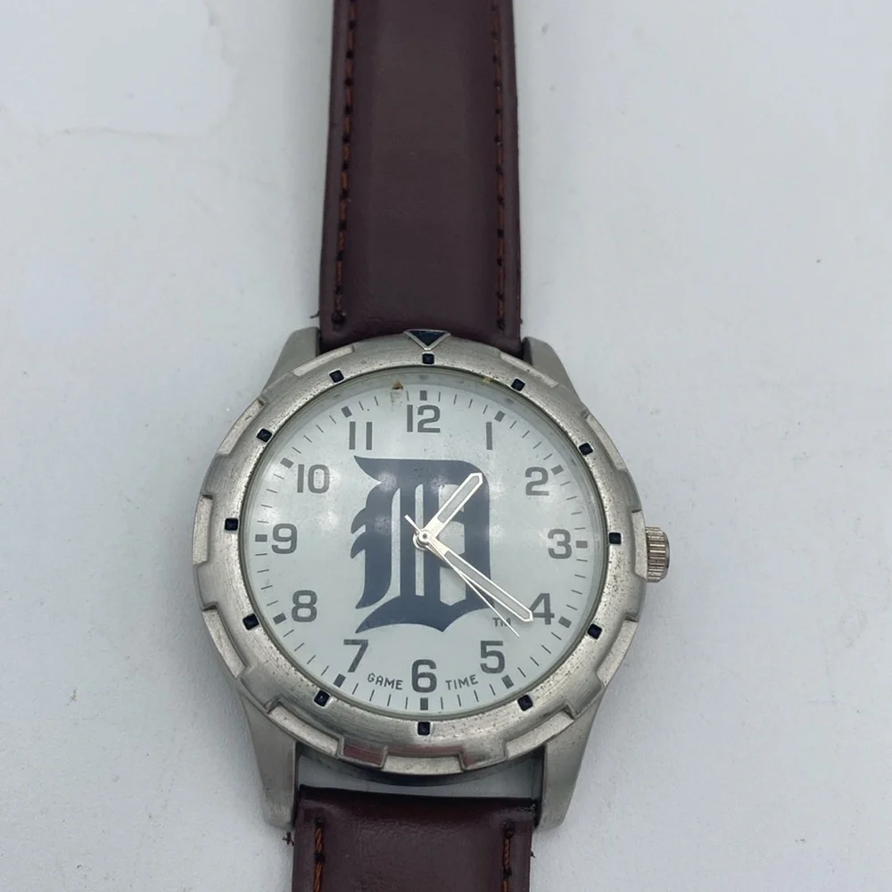 Mens Detroit Tiger Game Time MLB series wristwatch watch needs battery